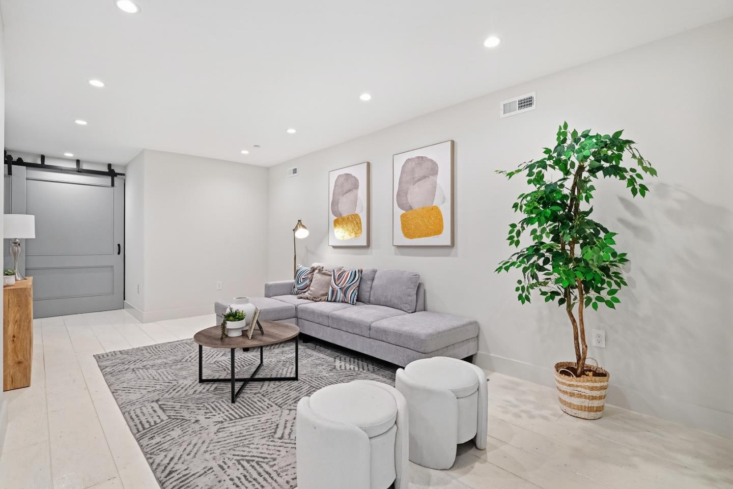 Detail Gallery Image 20 of 46 For 592 Chestnut St, San Francisco,  CA 94133 - 3 Beds | 3 Baths