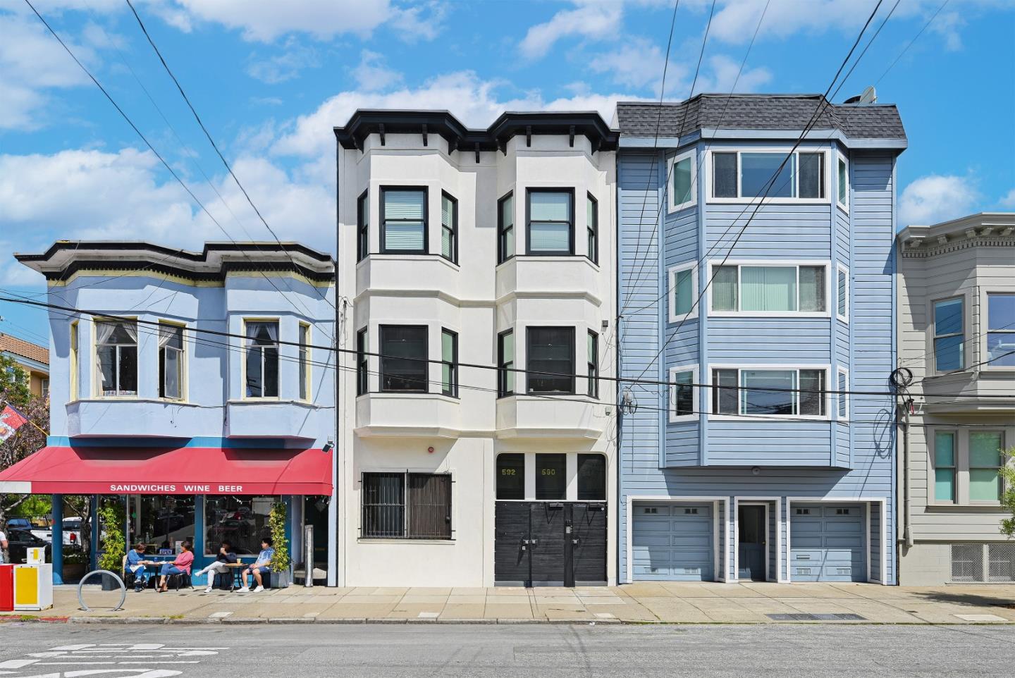 Detail Gallery Image 27 of 46 For 592 Chestnut St, San Francisco,  CA 94133 - 3 Beds | 3 Baths