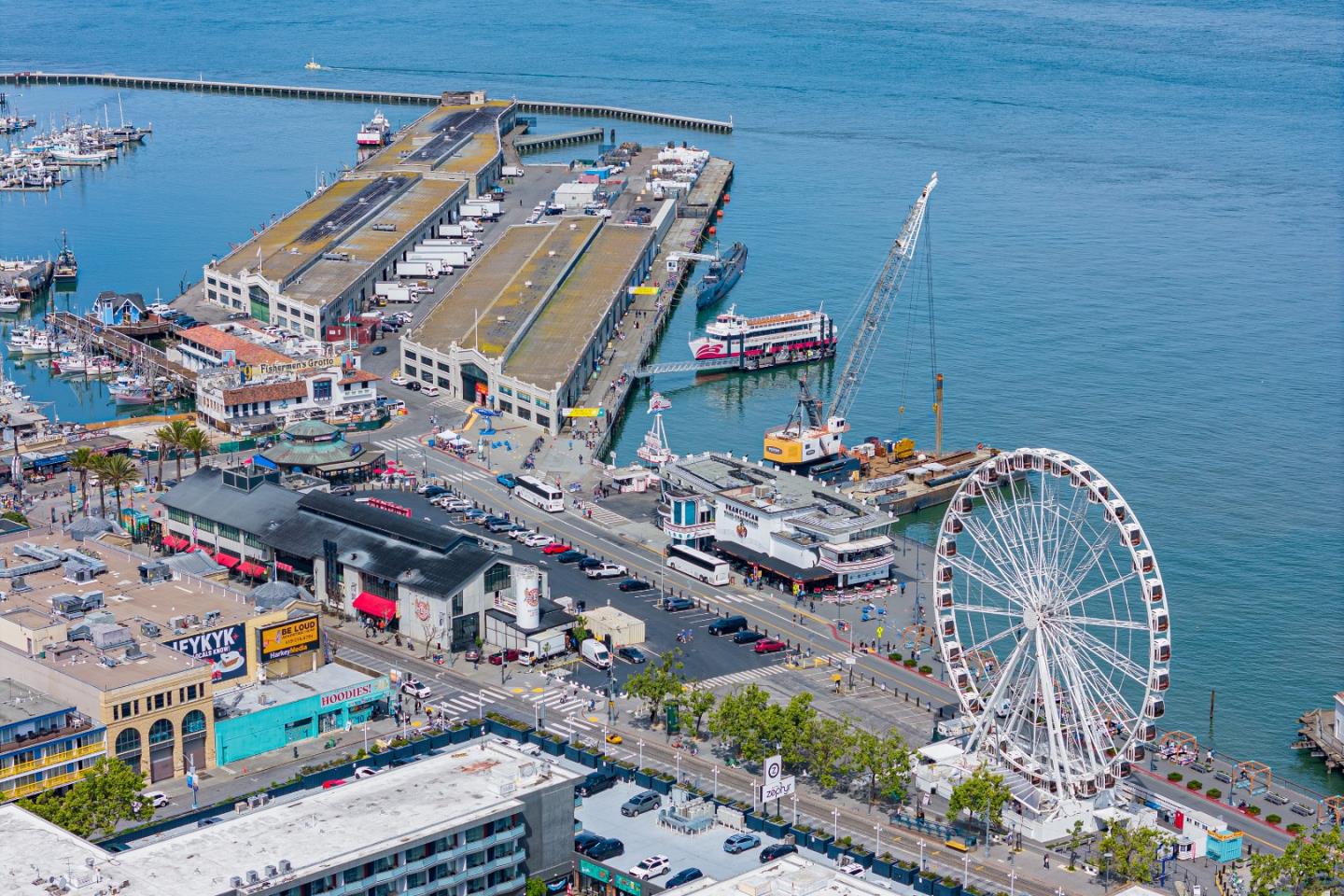 Detail Gallery Image 38 of 46 For 592 Chestnut St, San Francisco,  CA 94133 - 3 Beds | 3 Baths