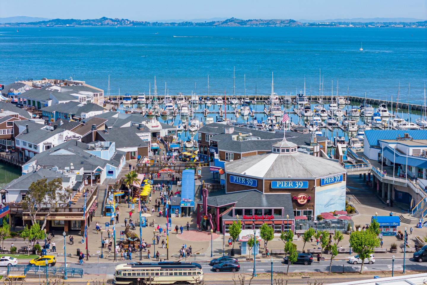 Detail Gallery Image 40 of 46 For 592 Chestnut St, San Francisco,  CA 94133 - 3 Beds | 3 Baths