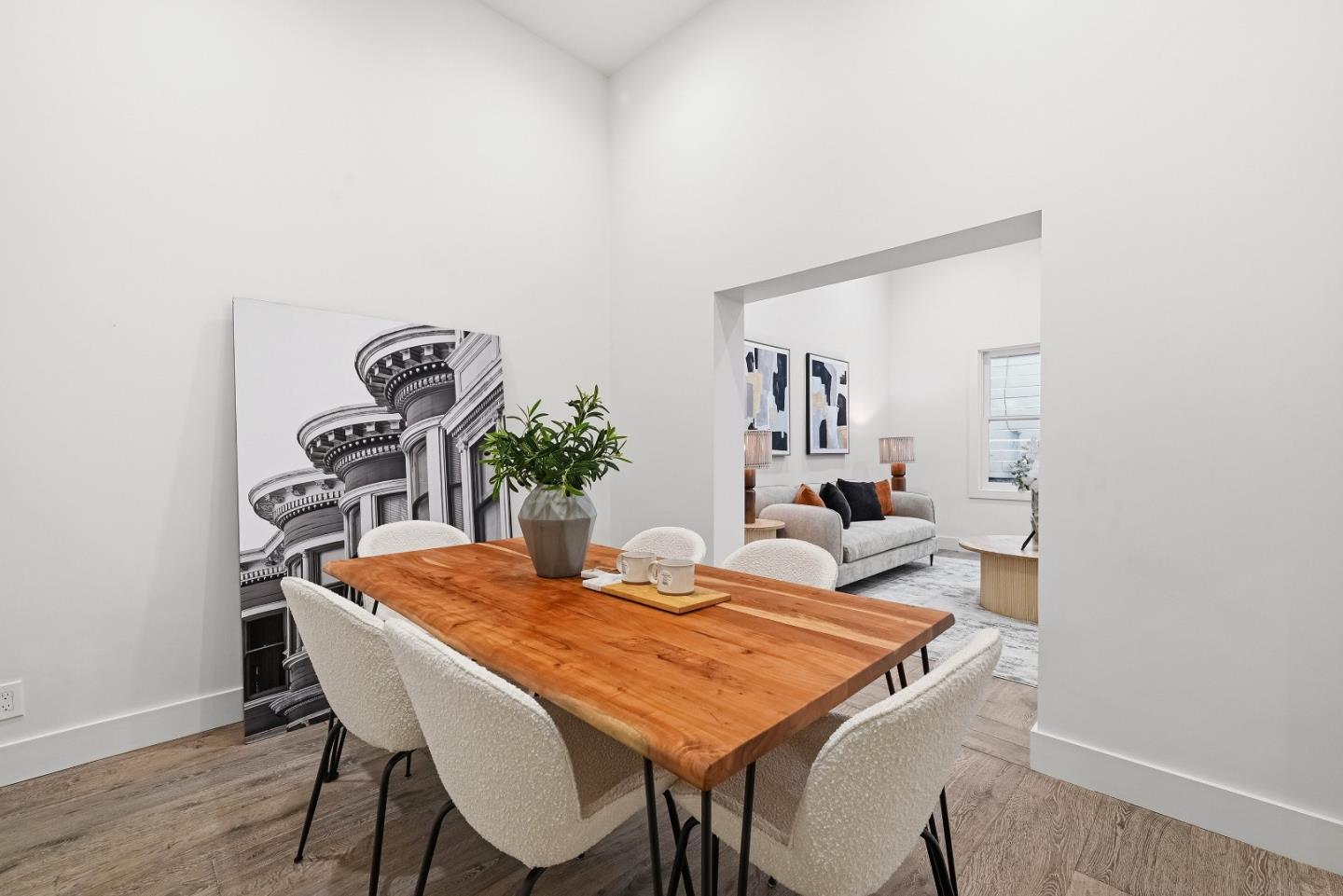 Detail Gallery Image 8 of 46 For 592 Chestnut St, San Francisco,  CA 94133 - 3 Beds | 3 Baths