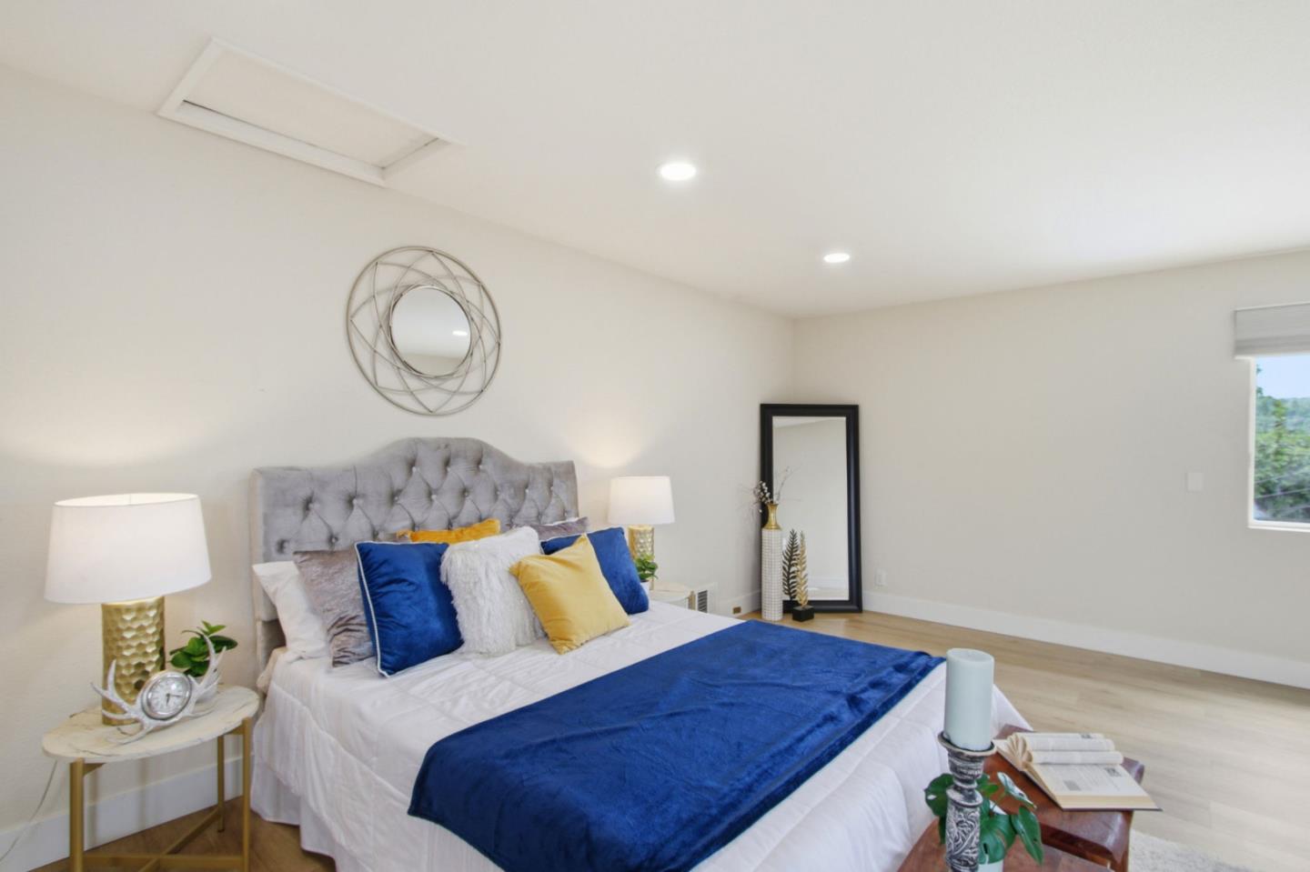 Detail Gallery Image 14 of 32 For 519 Cheyenne Ln, San Jose,  CA 95123 - 4 Beds | 2 Baths