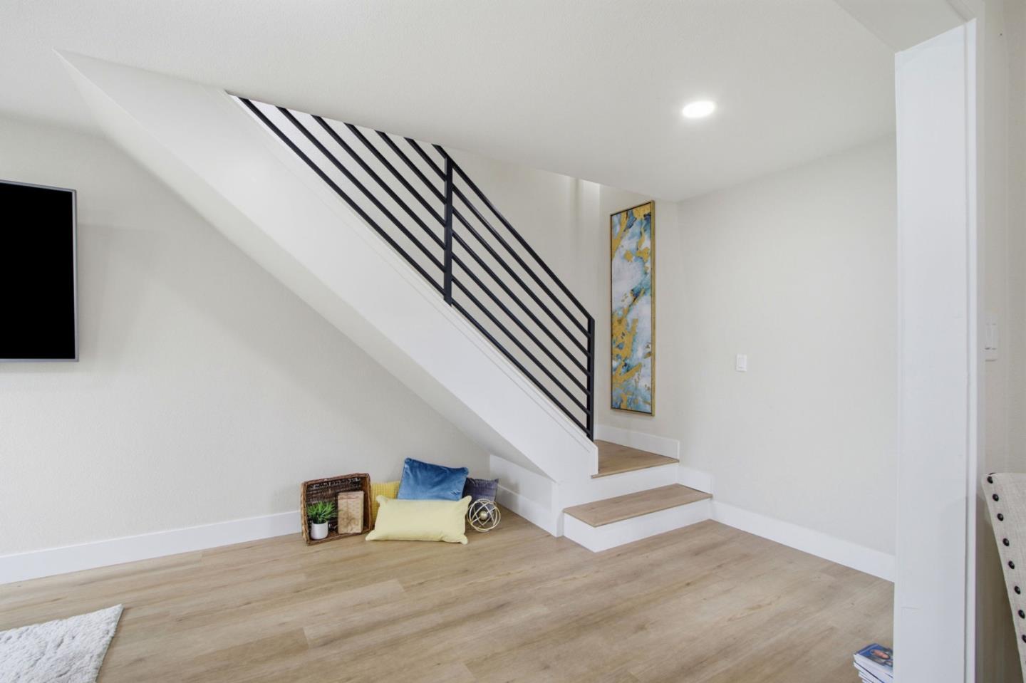 Detail Gallery Image 16 of 32 For 519 Cheyenne Ln, San Jose,  CA 95123 - 4 Beds | 2 Baths