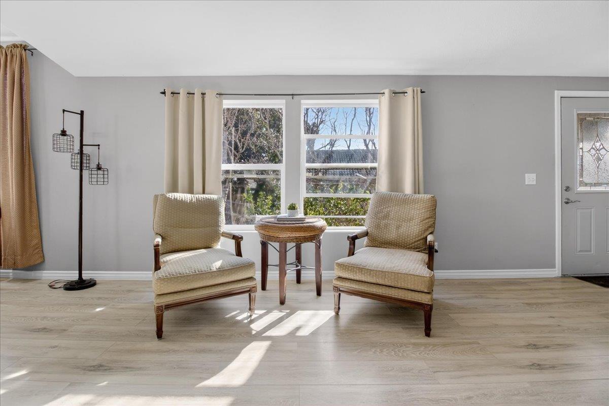 Detail Gallery Image 6 of 42 For 22 Front St #22,  Soledad,  CA 93960 - 3 Beds | 2 Baths