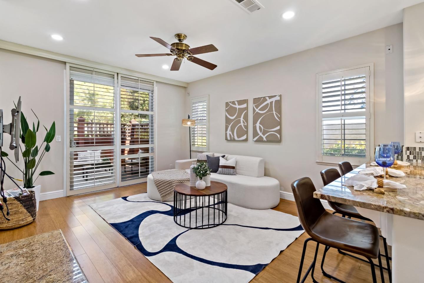 Detail Gallery Image 10 of 59 For 3766 Evangelho Cir, San Jose,  CA 95148 - 4 Beds | 2/1 Baths