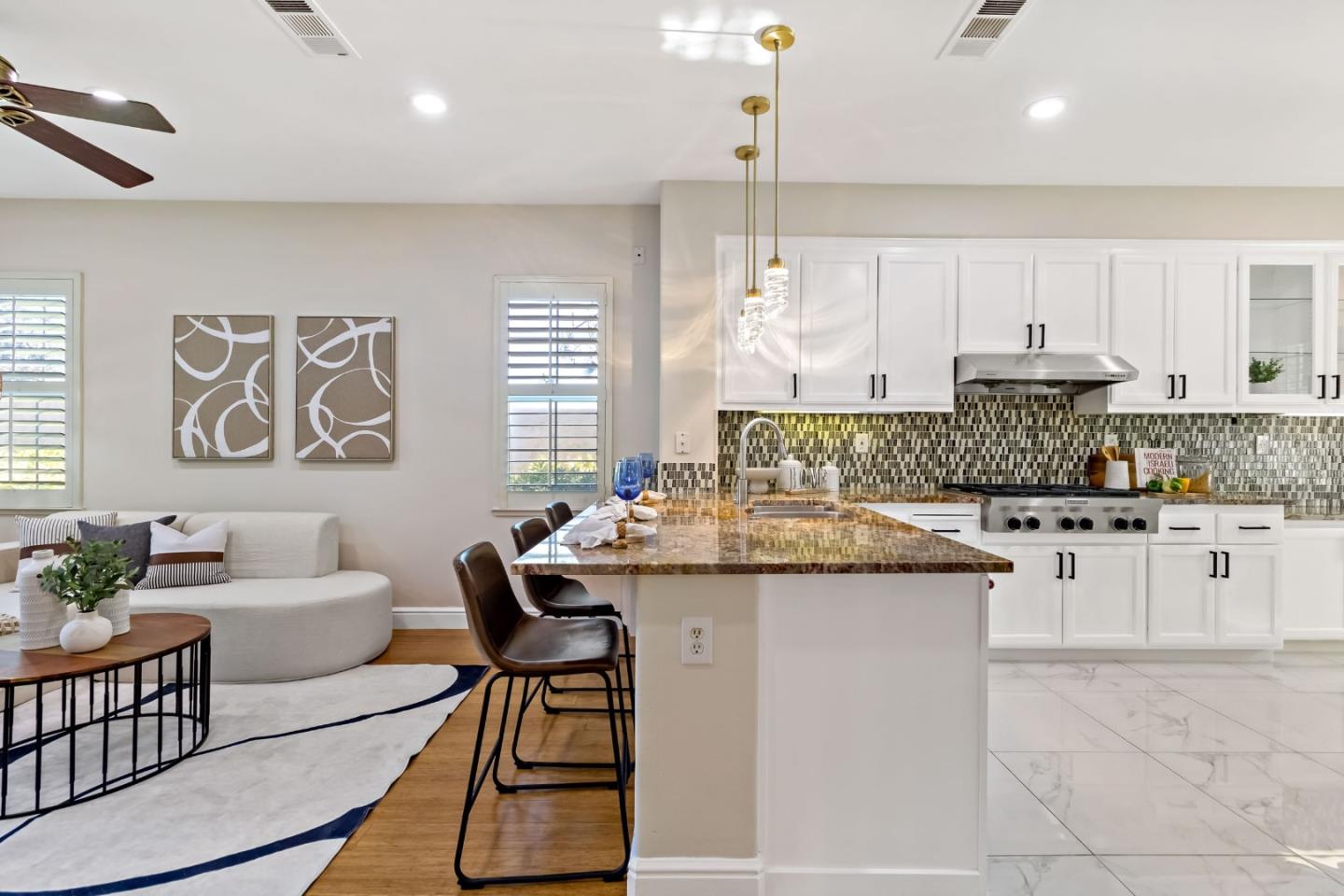 Detail Gallery Image 15 of 59 For 3766 Evangelho Cir, San Jose,  CA 95148 - 4 Beds | 2/1 Baths