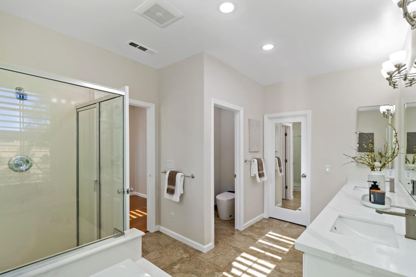Detail Gallery Image 29 of 59 For 3766 Evangelho Cir, San Jose,  CA 95148 - 4 Beds | 2/1 Baths
