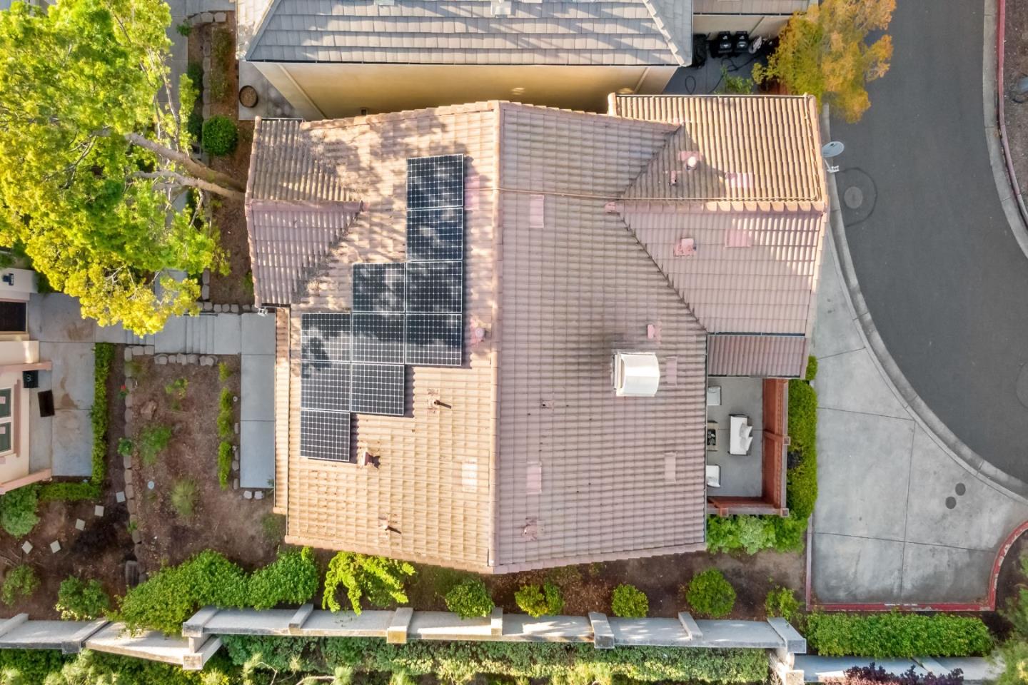 Detail Gallery Image 56 of 59 For 3766 Evangelho Cir, San Jose,  CA 95148 - 4 Beds | 2/1 Baths