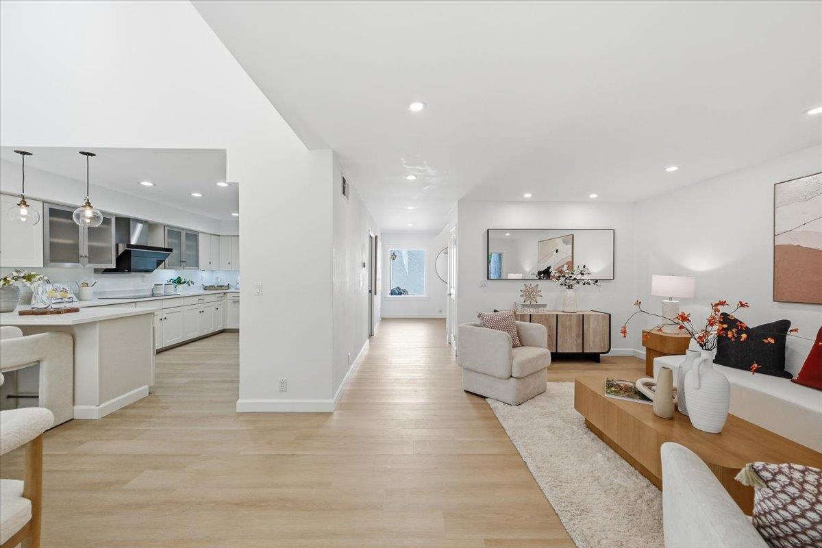 Detail Gallery Image 16 of 100 For 142 Calle Larga, Los Gatos,  CA 95032 - 3 Beds | 3 Baths