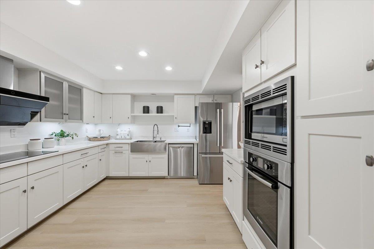 Detail Gallery Image 26 of 100 For 142 Calle Larga, Los Gatos,  CA 95032 - 3 Beds | 3 Baths