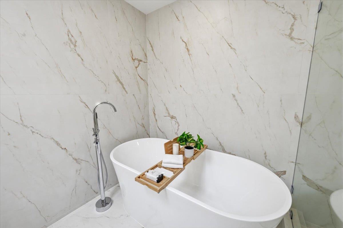 Detail Gallery Image 59 of 100 For 142 Calle Larga, Los Gatos,  CA 95032 - 3 Beds | 3 Baths