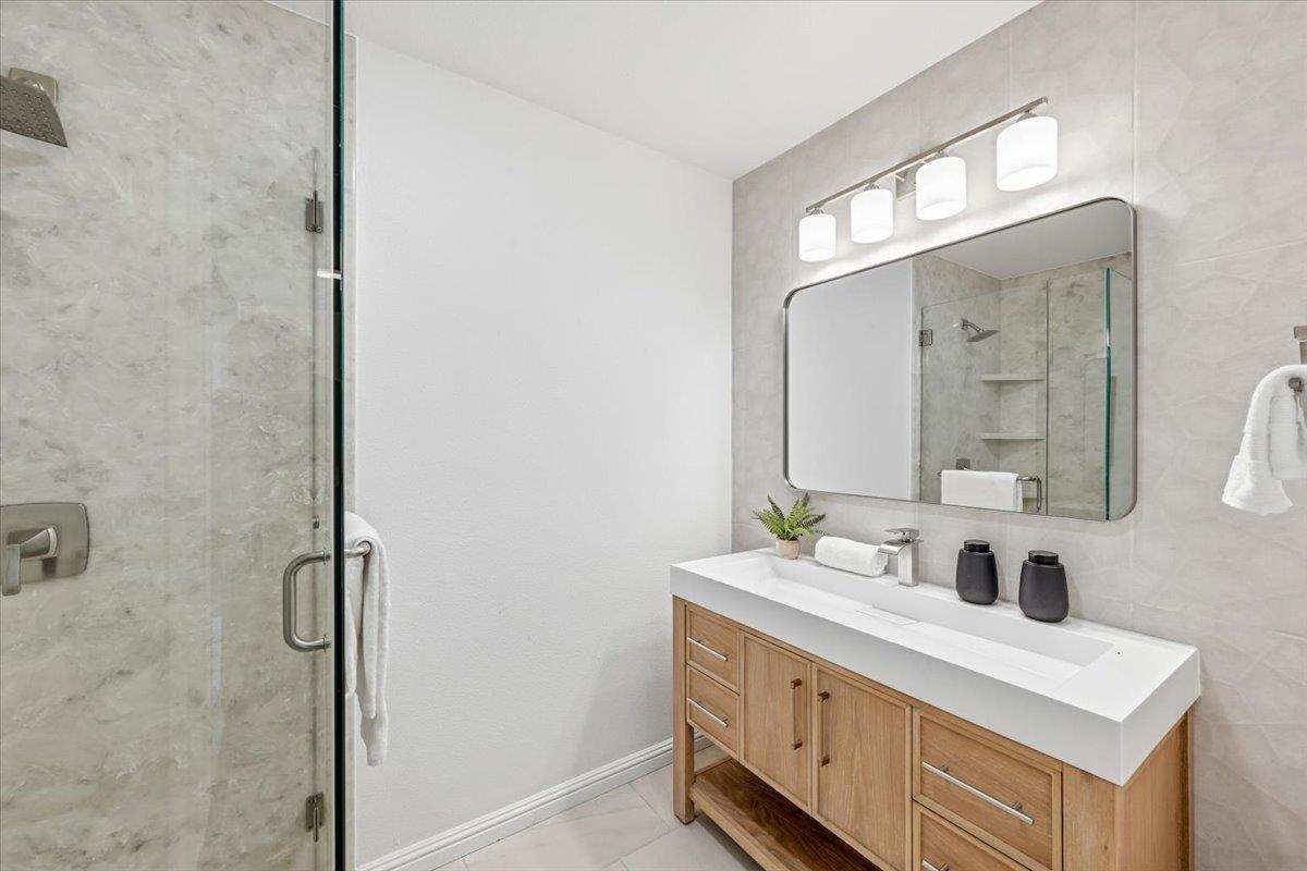 Detail Gallery Image 71 of 100 For 142 Calle Larga, Los Gatos,  CA 95032 - 3 Beds | 3 Baths