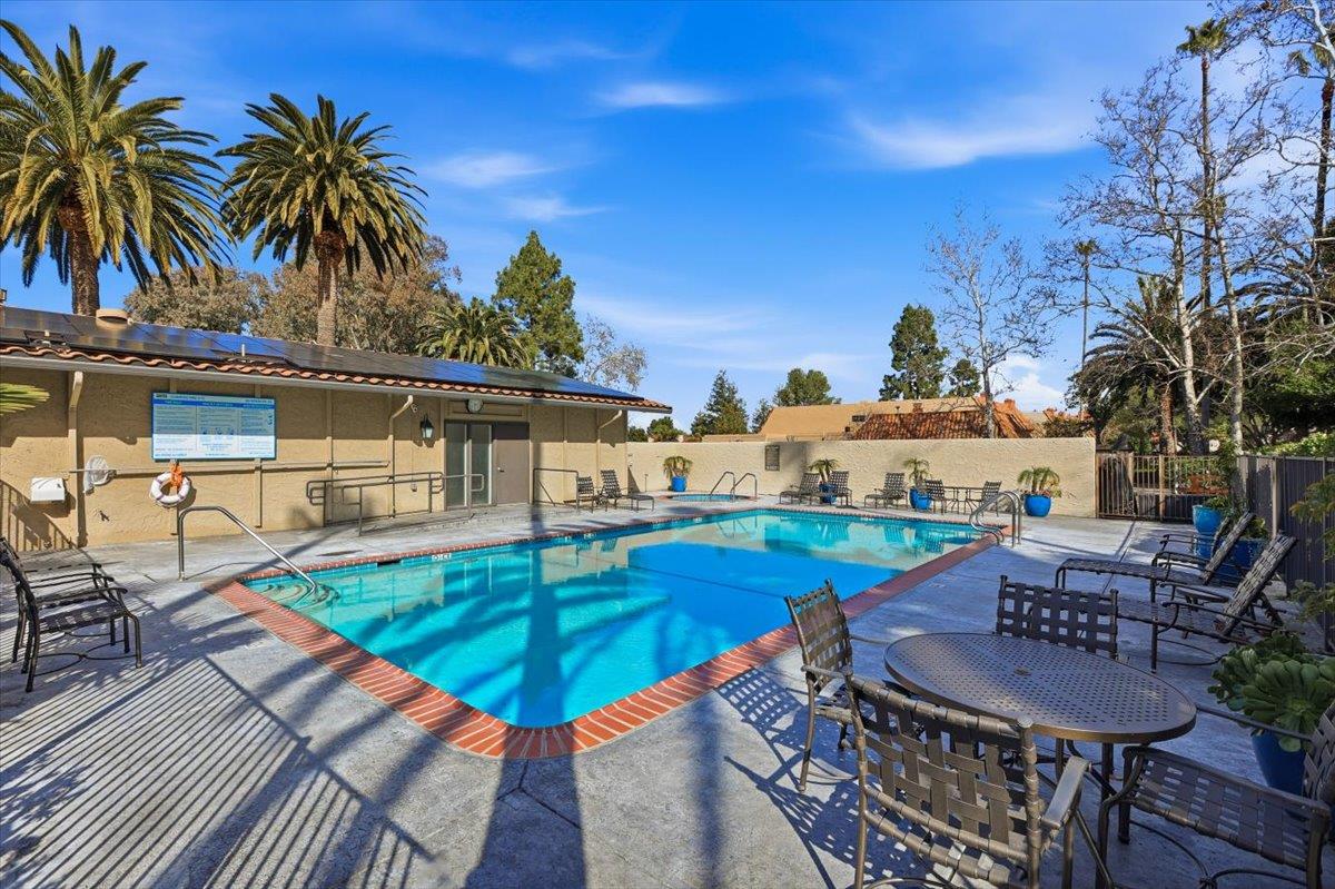 Detail Gallery Image 93 of 100 For 142 Calle Larga, Los Gatos,  CA 95032 - 3 Beds | 3 Baths