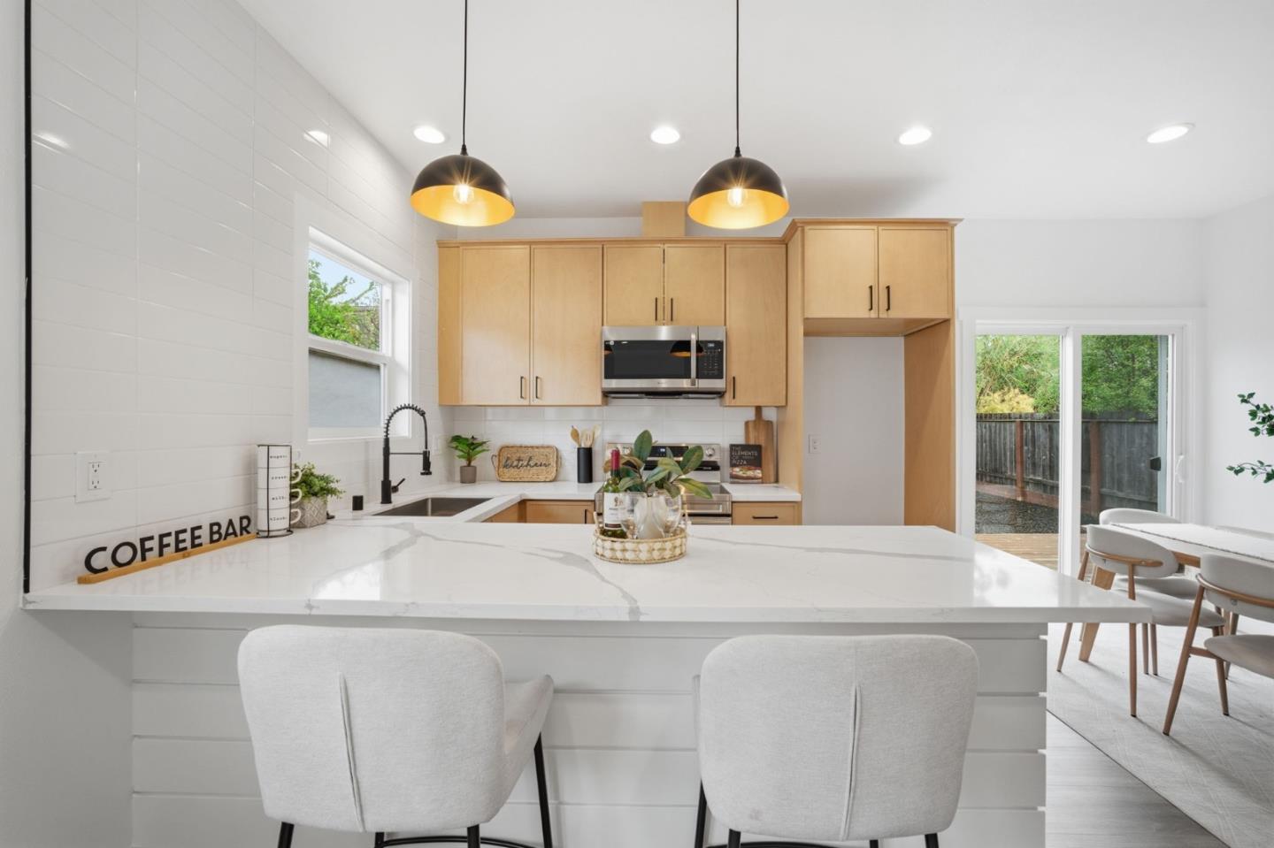 Detail Gallery Image 16 of 38 For 1809 Channing Way, Berkeley,  CA 94703 - 3 Beds | 2 Baths