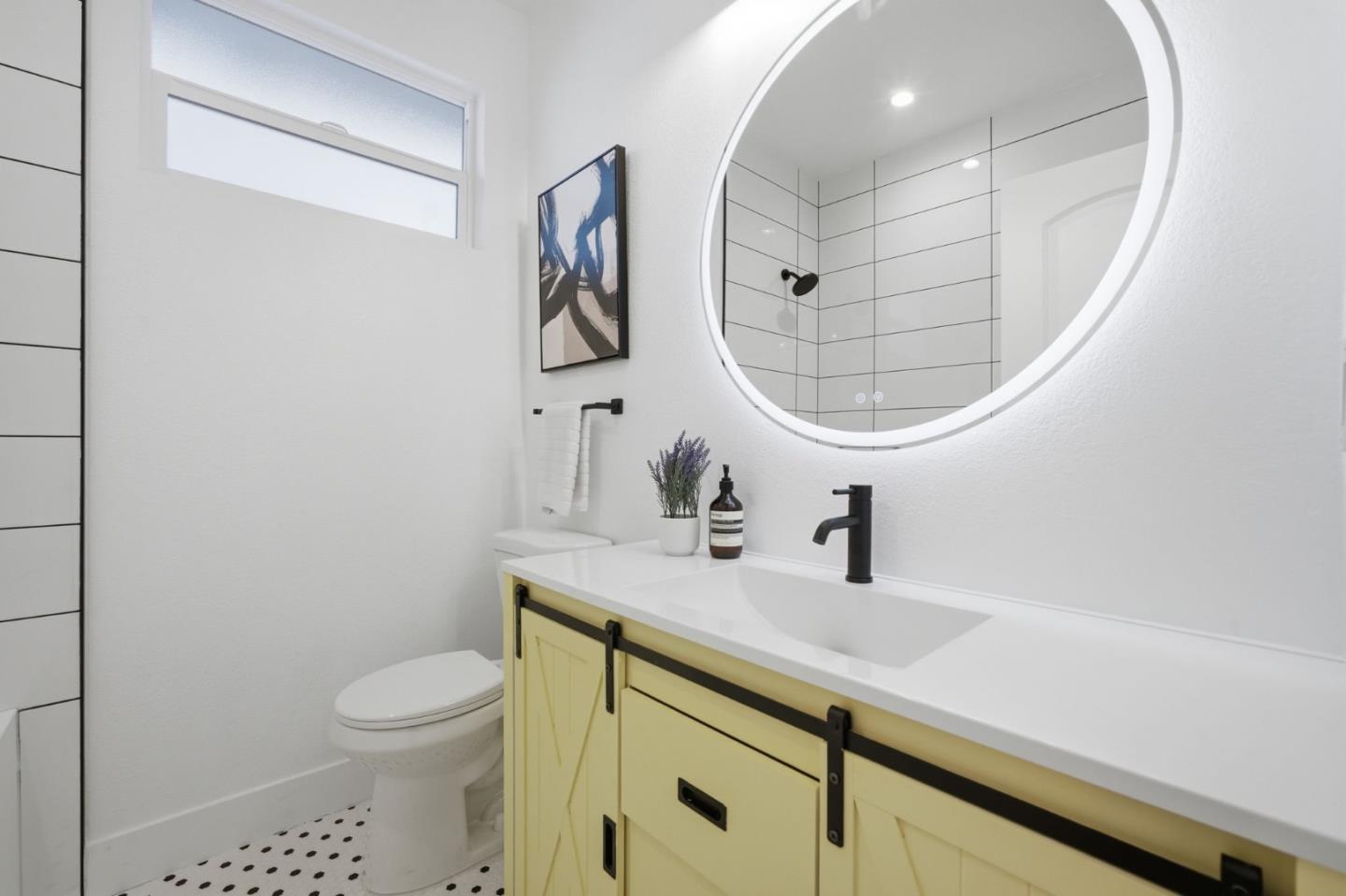 Detail Gallery Image 27 of 38 For 1809 Channing Way, Berkeley,  CA 94703 - 3 Beds | 2 Baths