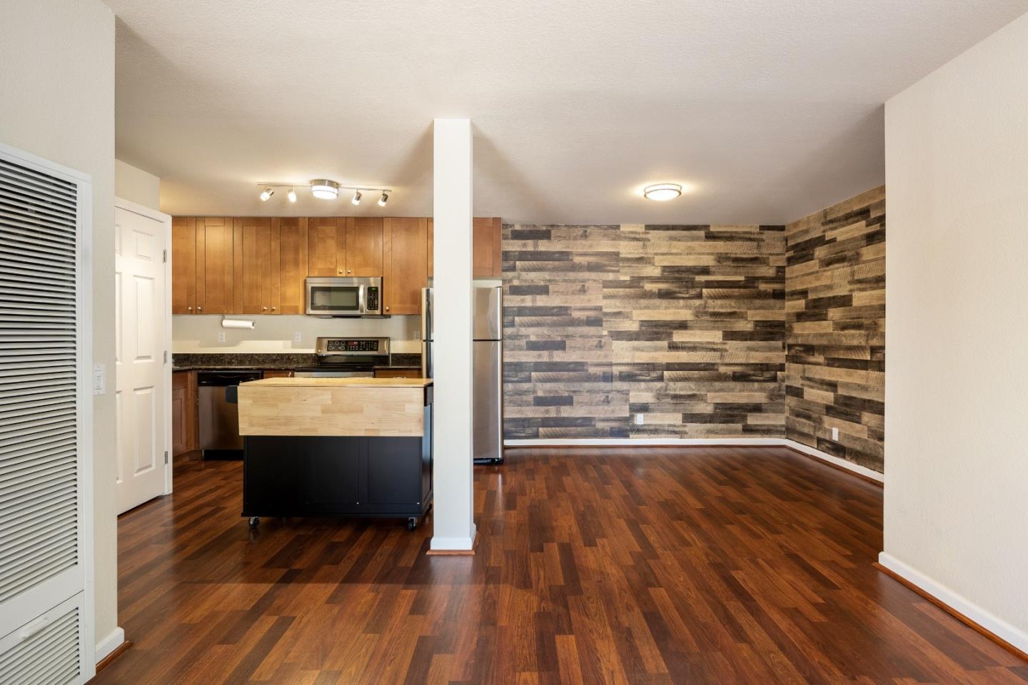 Detail Gallery Image 12 of 34 For 820 Casanova Ave #69,  Monterey,  CA 93940 - 2 Beds | 1 Baths