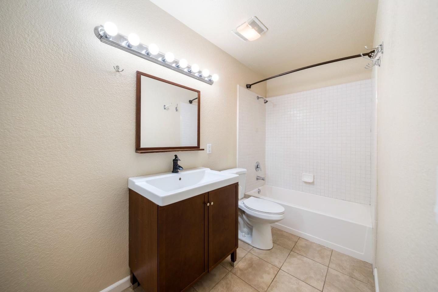Detail Gallery Image 22 of 34 For 820 Casanova Ave #69,  Monterey,  CA 93940 - 2 Beds | 1 Baths