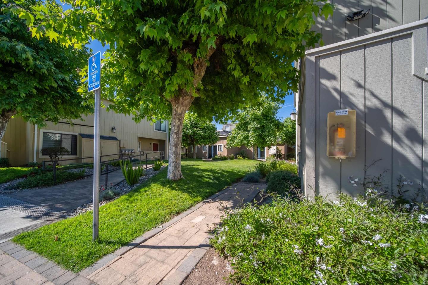 Detail Gallery Image 30 of 34 For 820 Casanova Ave #69,  Monterey,  CA 93940 - 2 Beds | 1 Baths