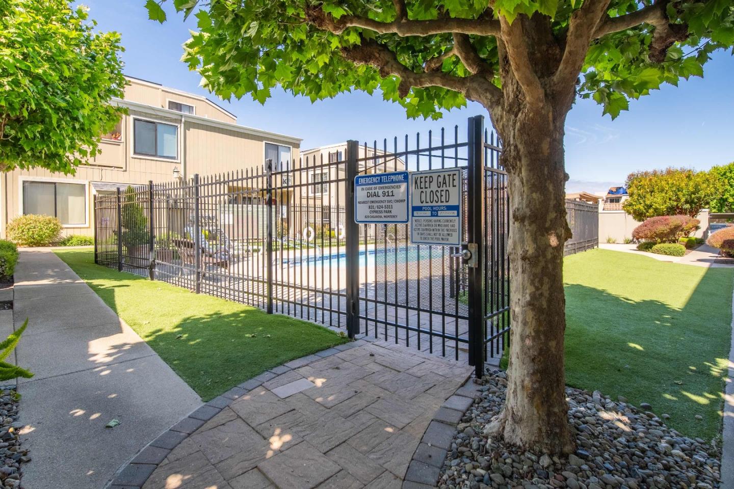 Detail Gallery Image 5 of 34 For 820 Casanova Ave #69,  Monterey,  CA 93940 - 2 Beds | 1 Baths