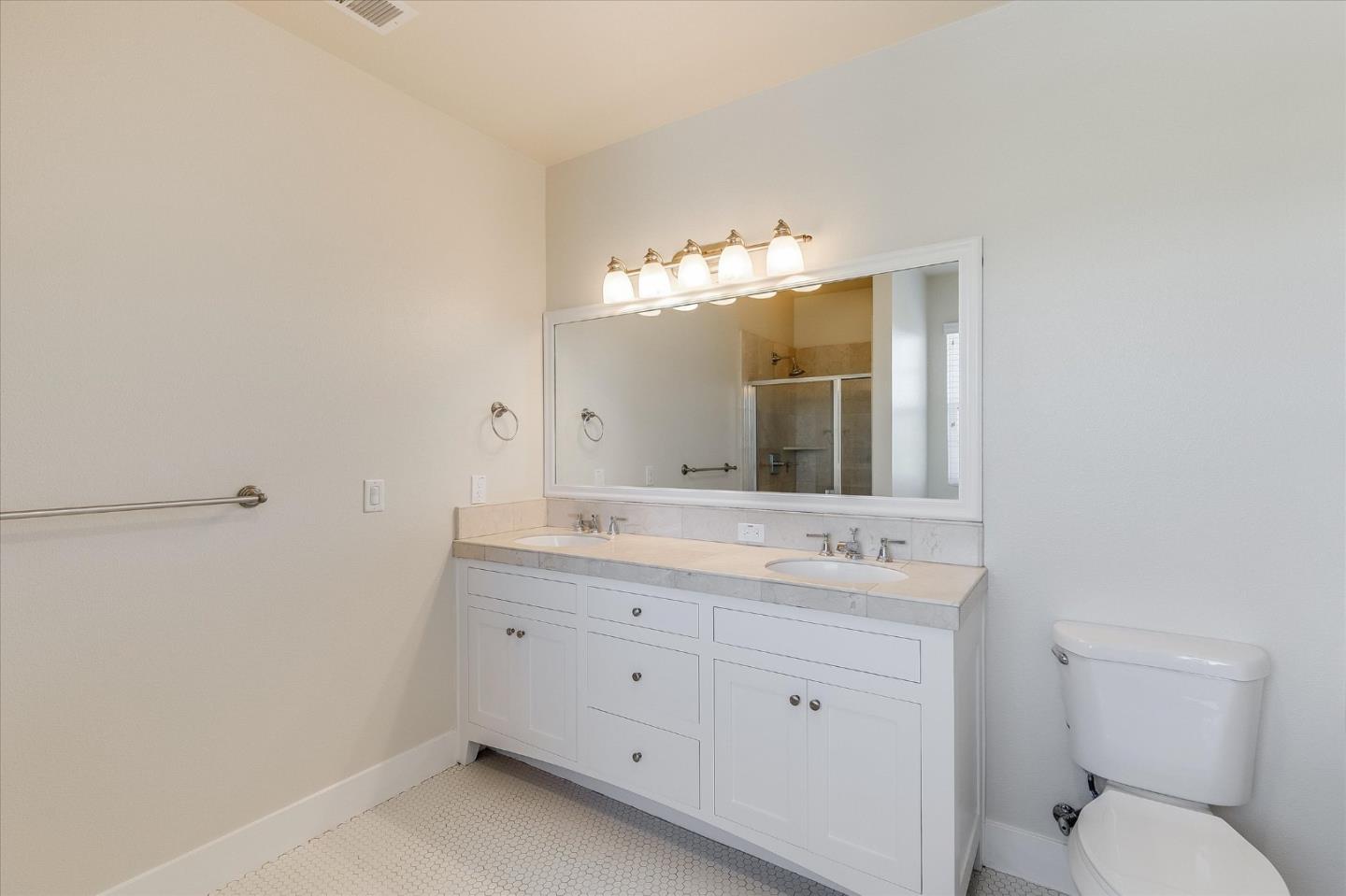 Detail Gallery Image 12 of 23 For 18524 Poppy Jasper Ln, Morgan Hill,  CA 95037 - 3 Beds | 3 Baths