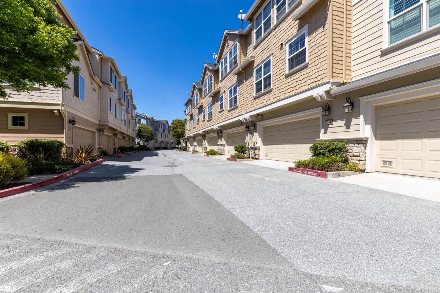 Detail Gallery Image 20 of 23 For 18524 Poppy Jasper Ln, Morgan Hill,  CA 95037 - 3 Beds | 3 Baths