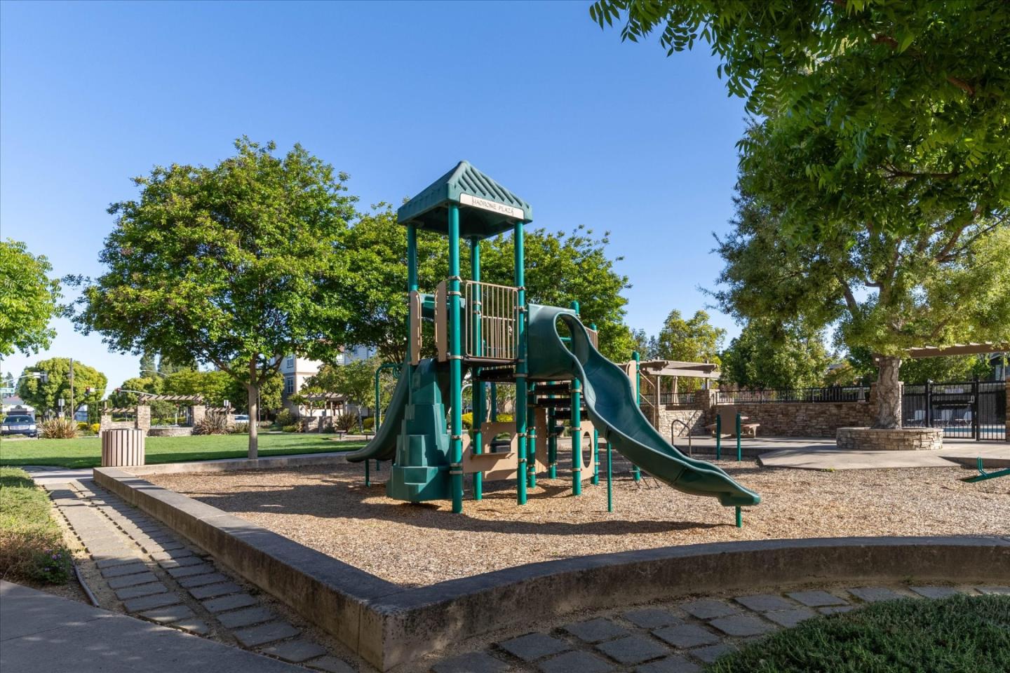 Detail Gallery Image 21 of 23 For 18524 Poppy Jasper Ln, Morgan Hill,  CA 95037 - 3 Beds | 3 Baths