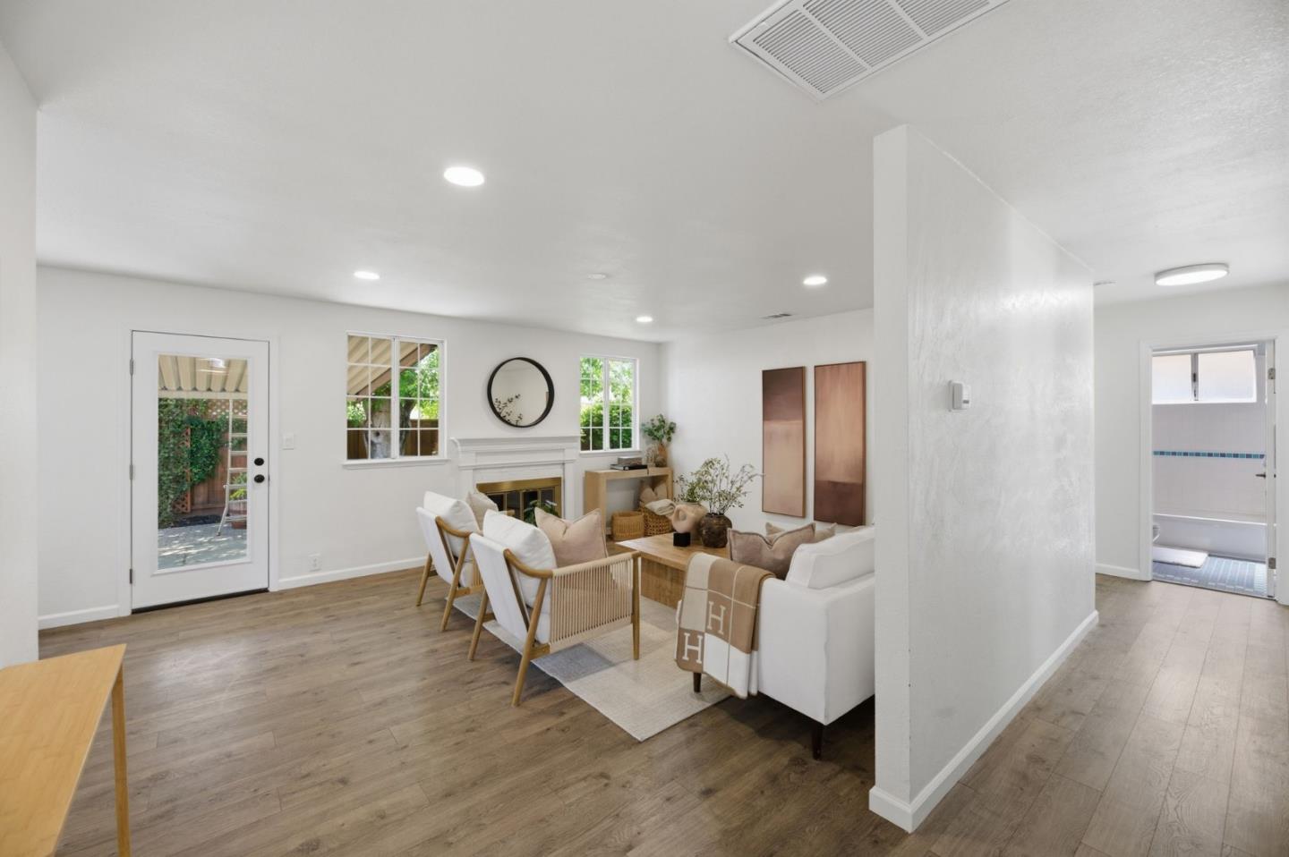 Detail Gallery Image 4 of 34 For 3374 San Marino Ave, San Jose,  CA 95127 - 3 Beds | 2 Baths