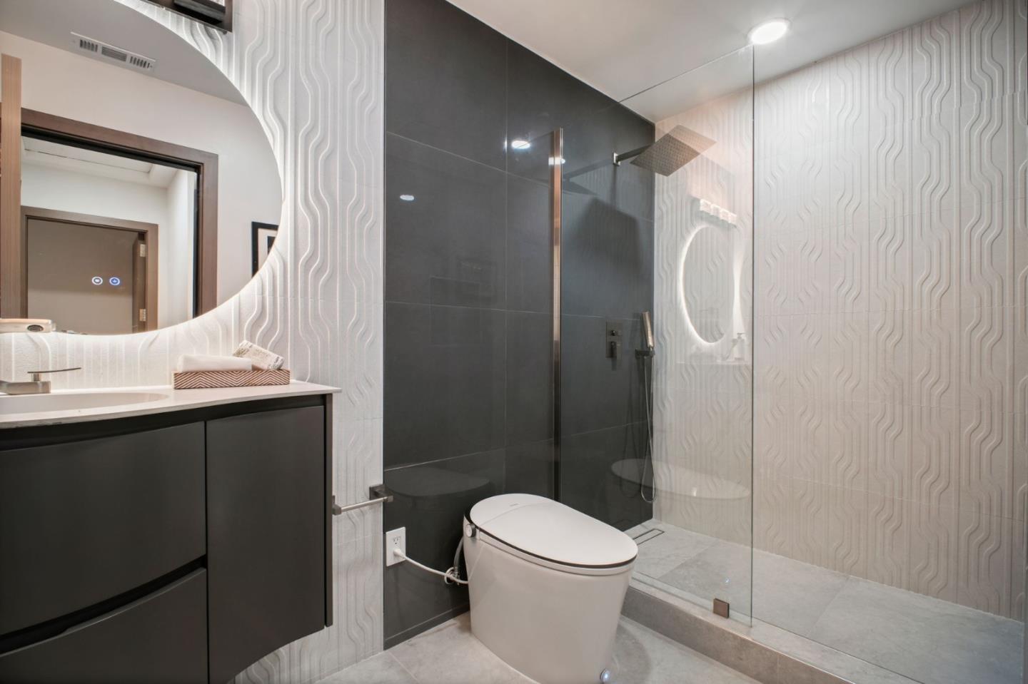 Detail Gallery Image 40 of 54 For 806 Emily Dr, Mountain View,  CA 94043 - 4 Beds | 2/1 Baths