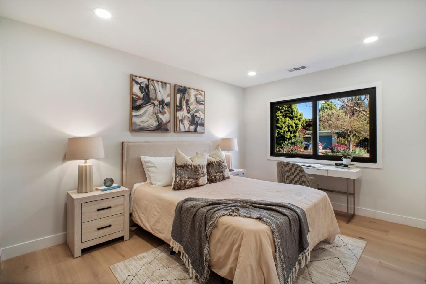 Detail Gallery Image 41 of 54 For 806 Emily Dr, Mountain View,  CA 94043 - 4 Beds | 2/1 Baths