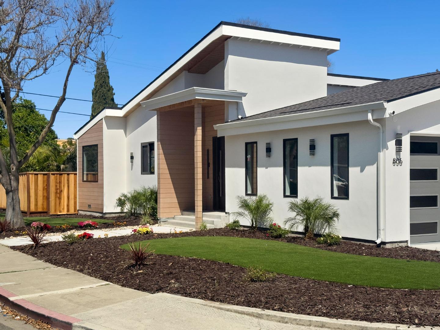 Detail Gallery Image 52 of 54 For 806 Emily Dr, Mountain View,  CA 94043 - 4 Beds | 2/1 Baths