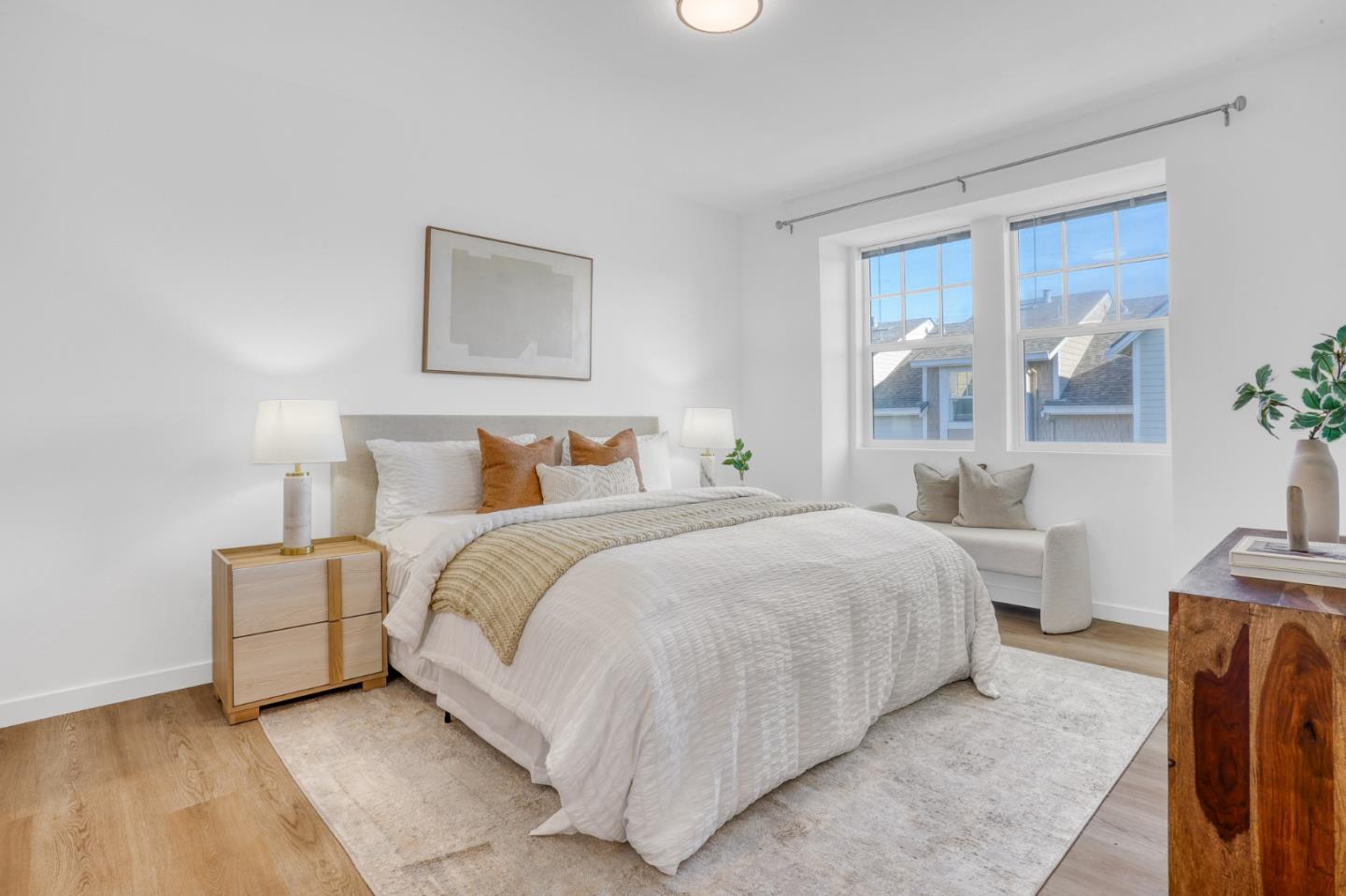 Detail Gallery Image 13 of 34 For 229 Orbit Way, Mountain View,  CA 94043 - 3 Beds | 3/1 Baths