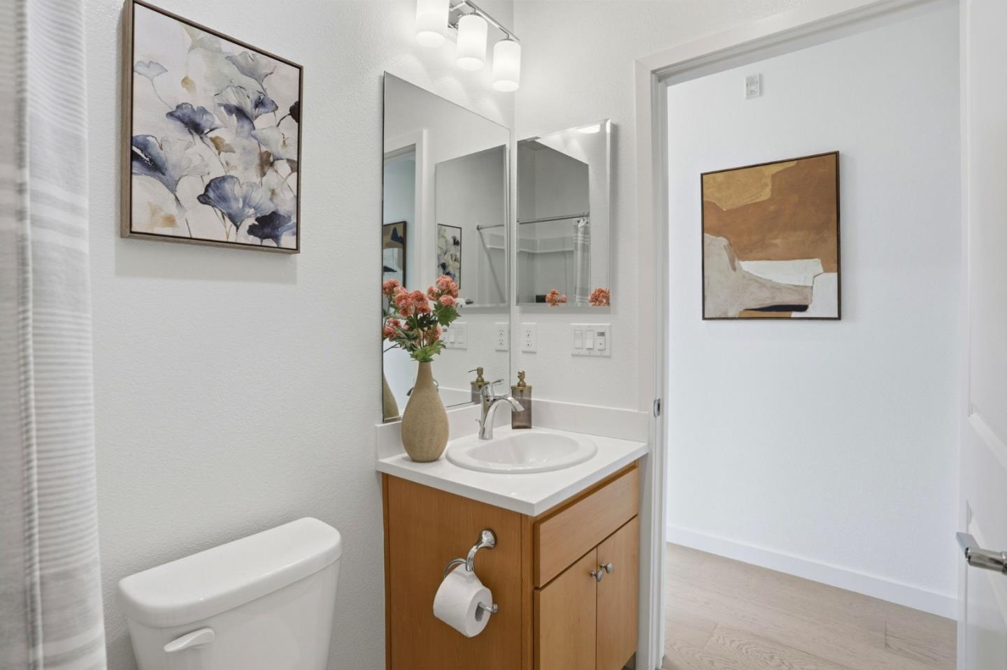 Detail Gallery Image 28 of 38 For 209 Infinity Way, Mountain View,  CA 94043 - 4 Beds | 3/1 Baths