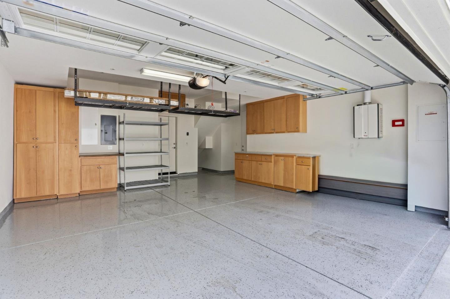 Detail Gallery Image 31 of 38 For 209 Infinity Way, Mountain View,  CA 94043 - 4 Beds | 3/1 Baths