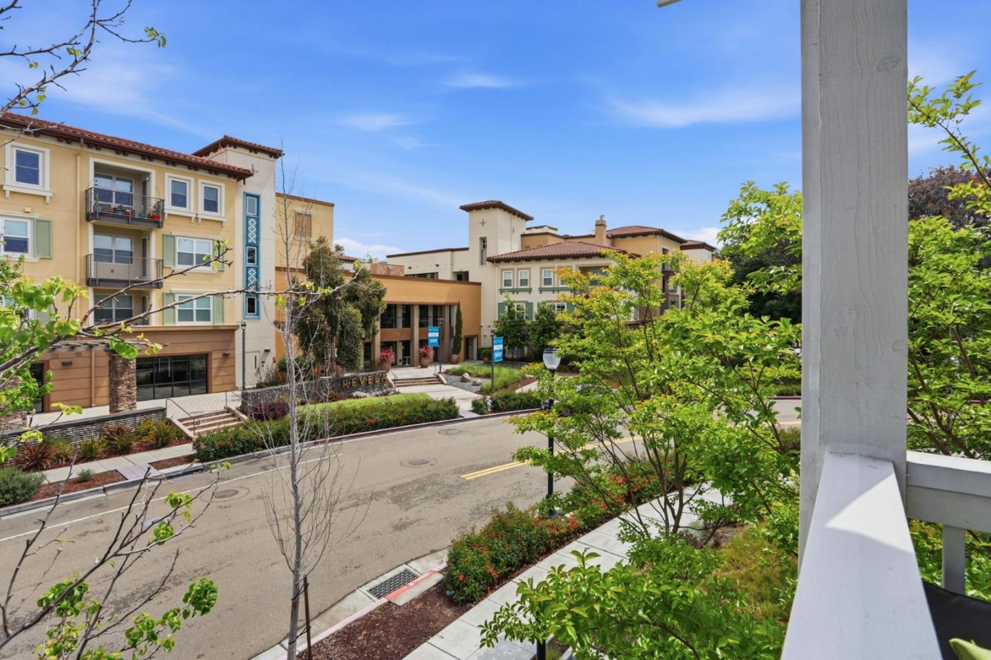 Detail Gallery Image 35 of 38 For 209 Infinity Way, Mountain View,  CA 94043 - 4 Beds | 3/1 Baths