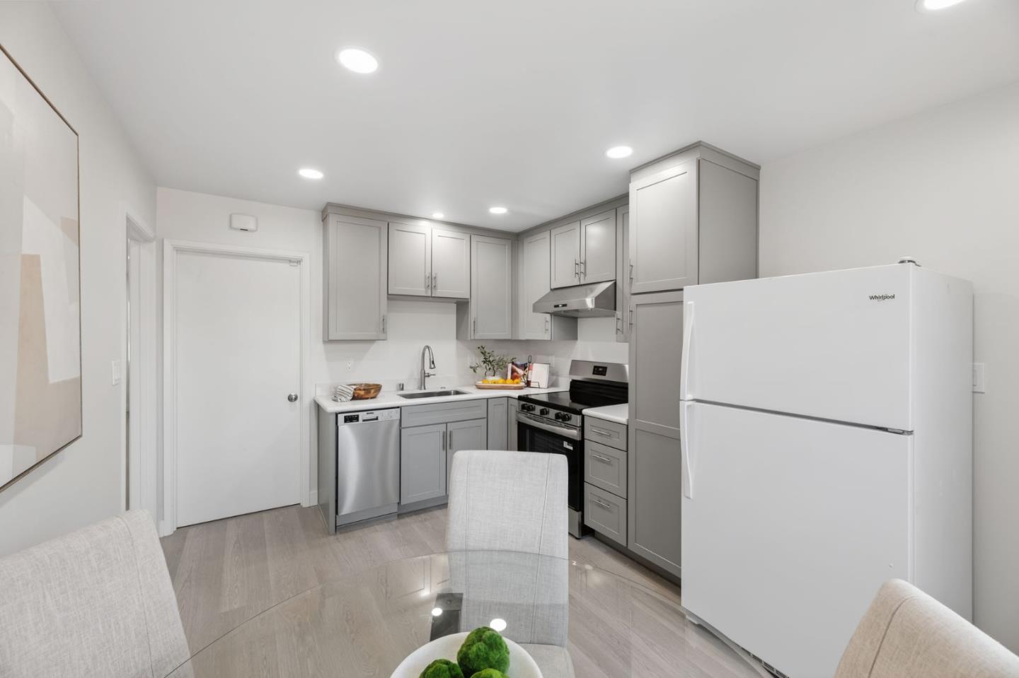 Detail Gallery Image 17 of 52 For 2790-2792 Union Ave, San Jose,  CA 95124 - – Beds | – Baths