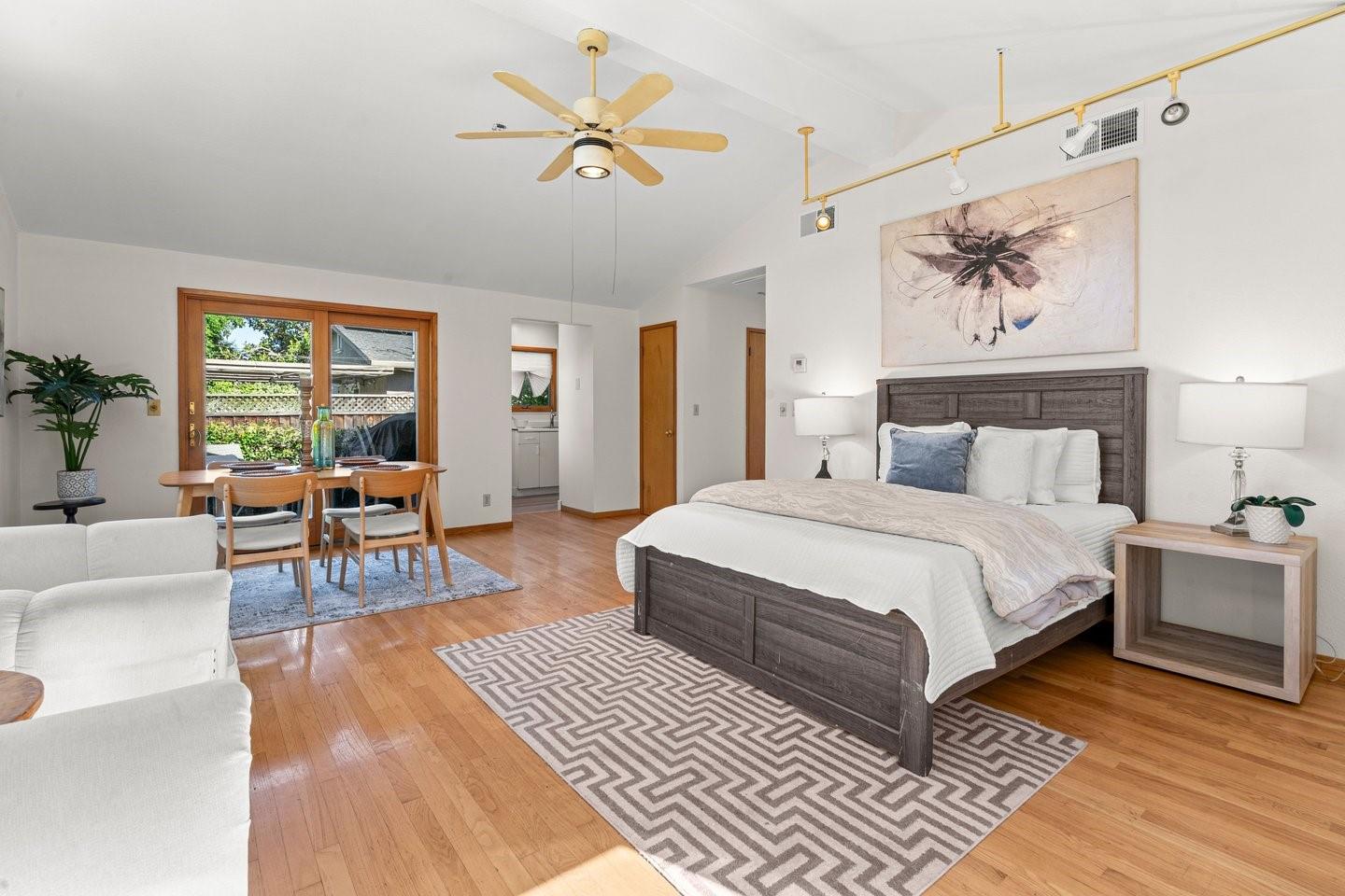 Detail Gallery Image 26 of 40 For 15285 Herring Ave, San Jose,  CA 95124 - 4 Beds | 2 Baths