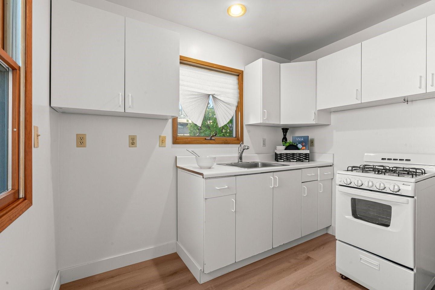 Detail Gallery Image 28 of 40 For 15285 Herring Ave, San Jose,  CA 95124 - 4 Beds | 2 Baths