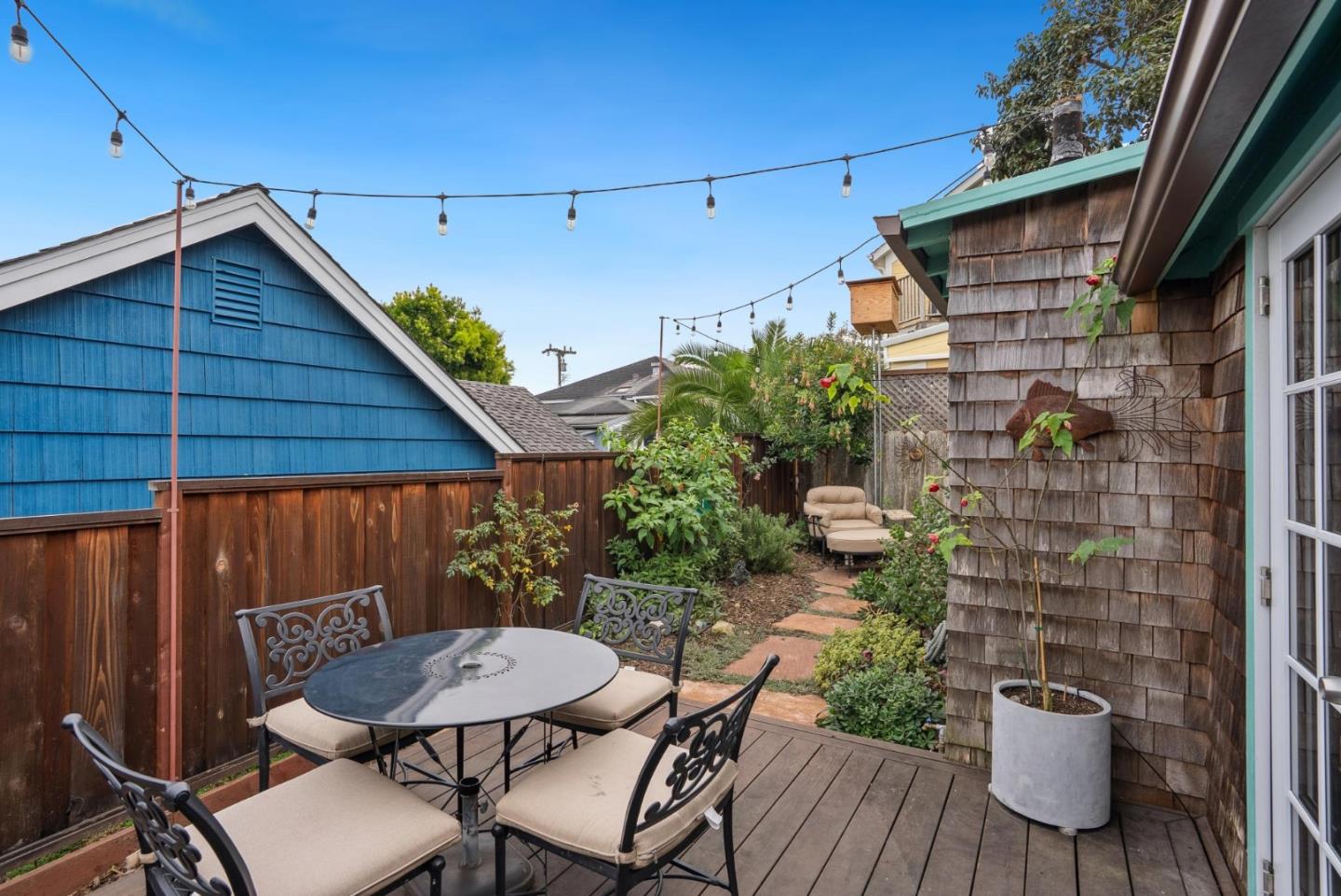 Detail Gallery Image 23 of 42 For 313 14th St, Pacific Grove,  CA 93950 - 1 Beds | 1 Baths