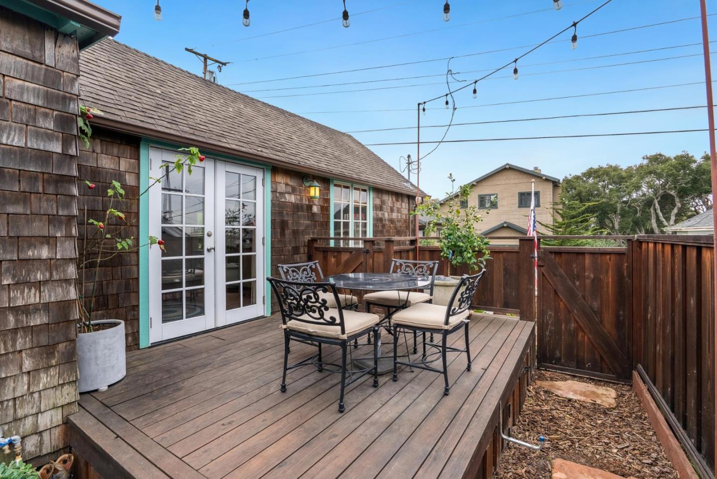 Detail Gallery Image 26 of 42 For 313 14th St, Pacific Grove,  CA 93950 - 1 Beds | 1 Baths