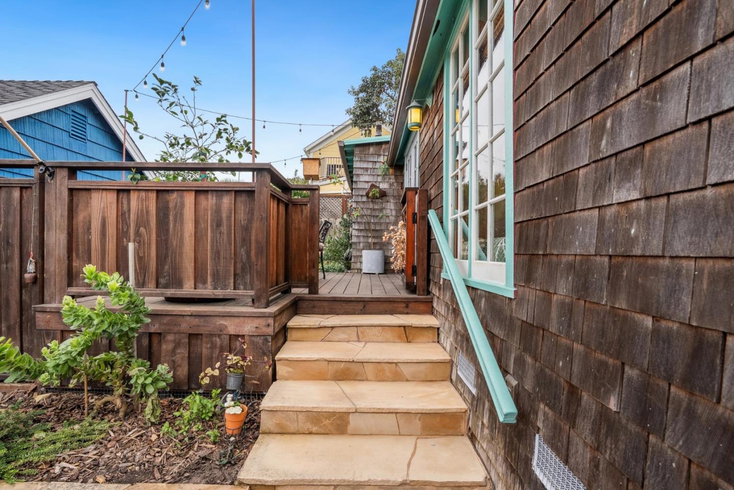 Detail Gallery Image 27 of 42 For 313 14th St, Pacific Grove,  CA 93950 - 1 Beds | 1 Baths