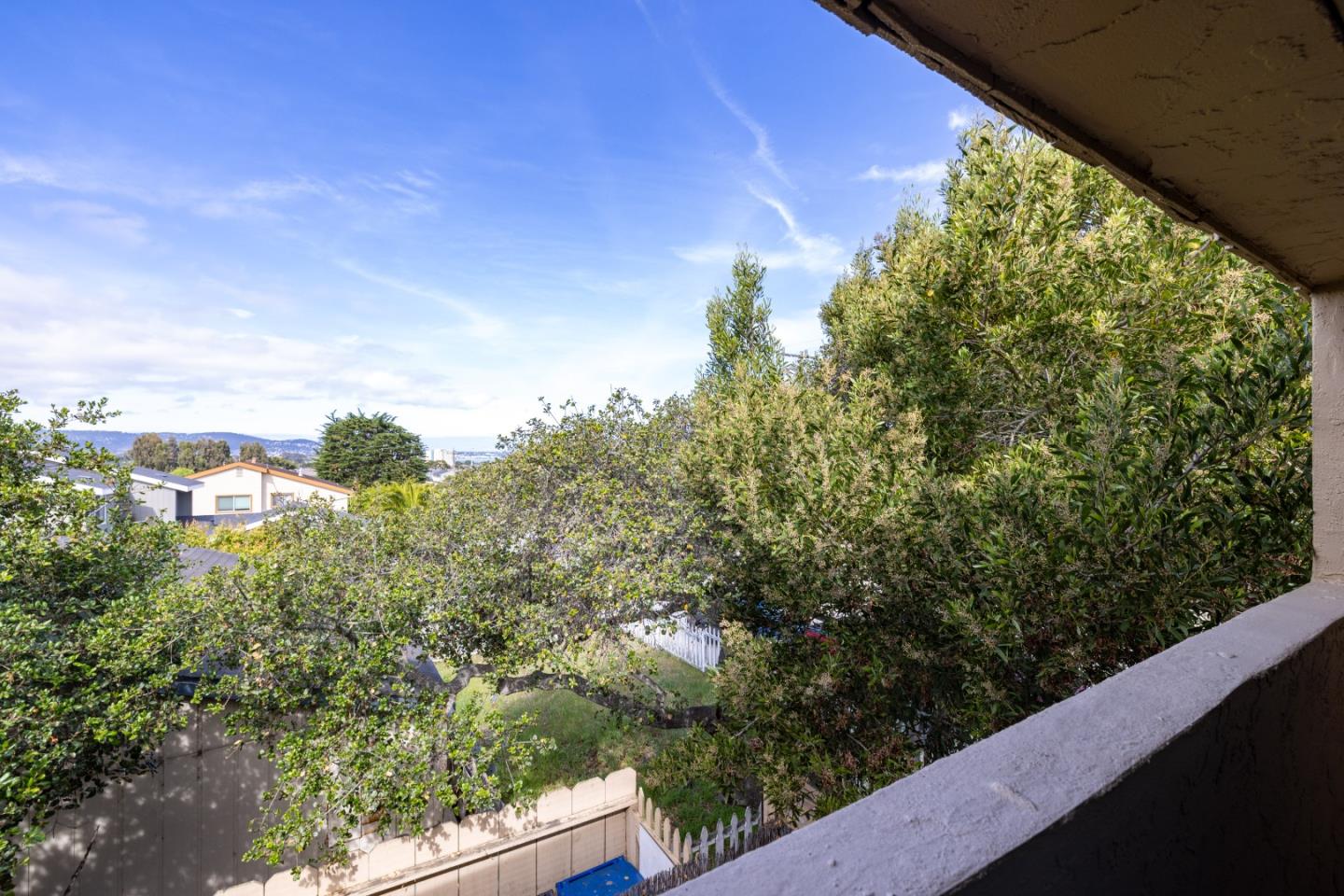 Detail Gallery Image 28 of 33 For 1186 Trinity Ave, Seaside,  CA 93955 - 3 Beds | 1/1 Baths