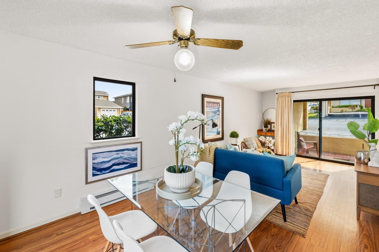 Detail Gallery Image 7 of 33 For 1186 Trinity Ave, Seaside,  CA 93955 - 3 Beds | 1/1 Baths