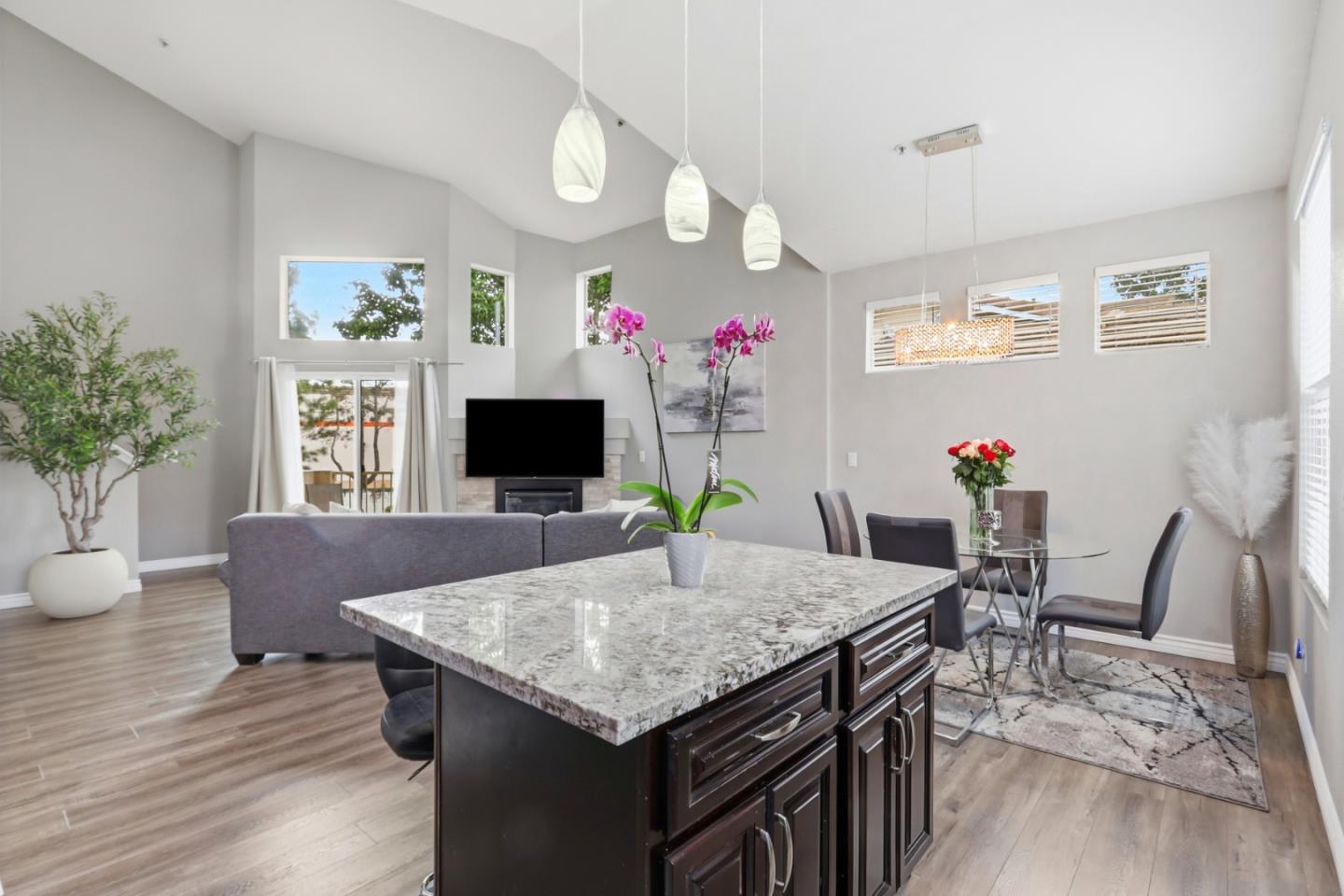 Photo #13: ML82043903 Listing: Photo #13