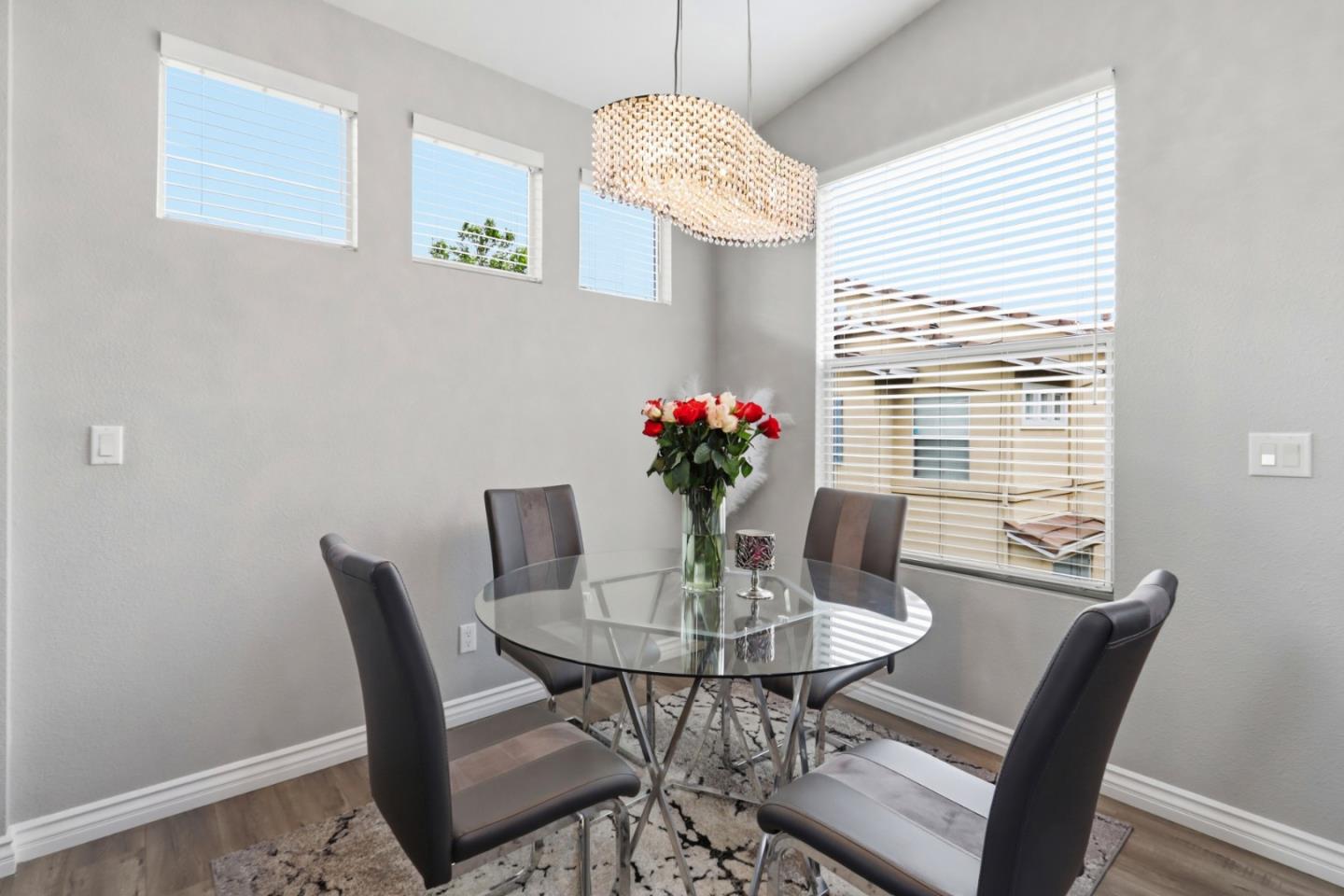 Photo #16: ML82043903 Listing: Photo #16