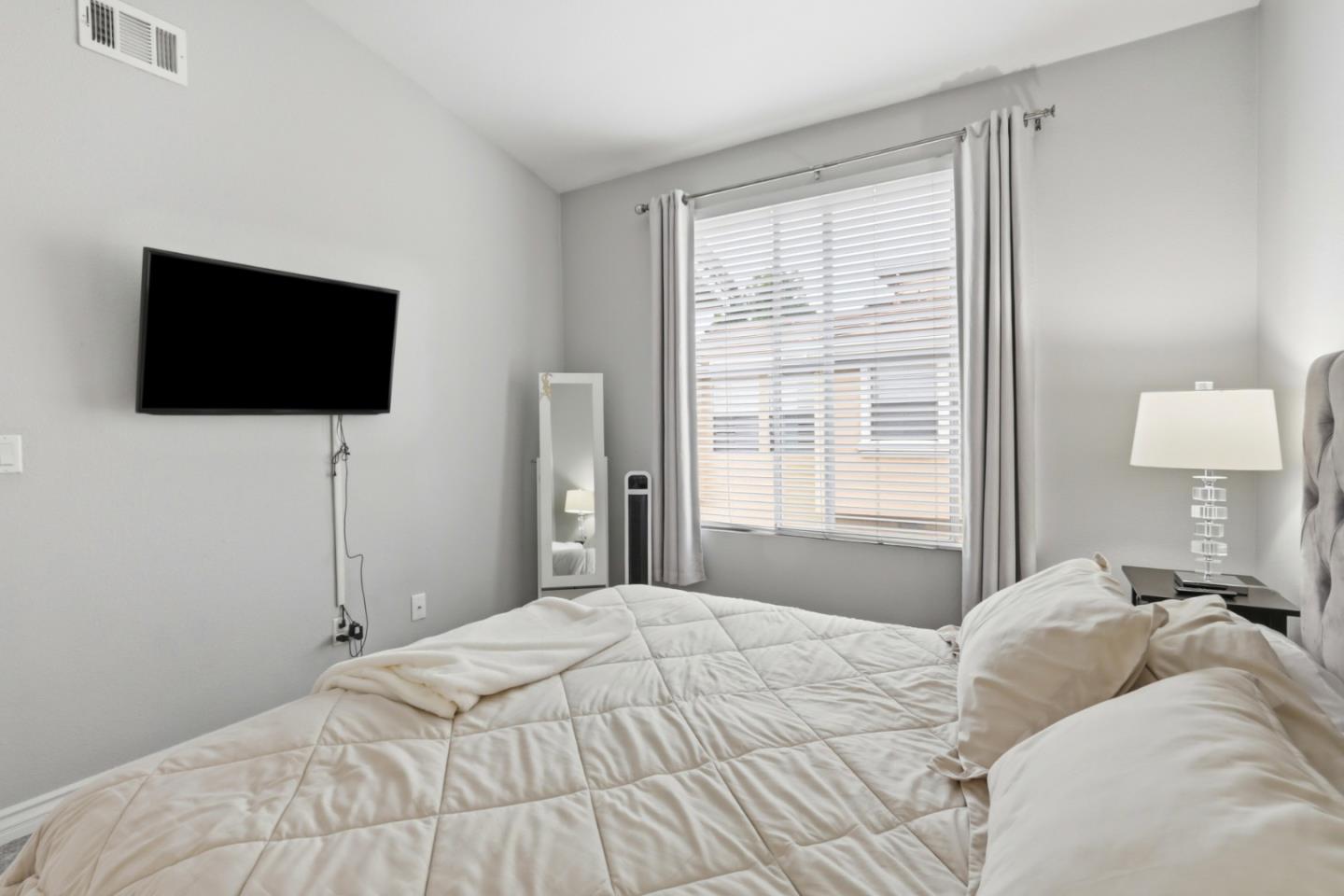 Photo #23: ML82043903 Listing: Photo #23