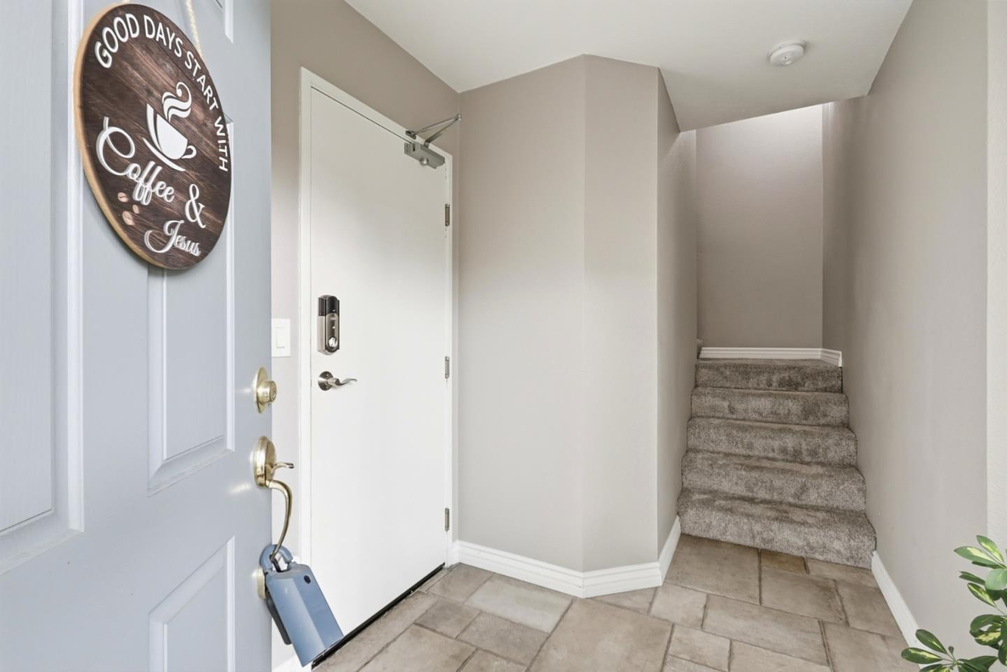 Photo #5: ML82043903 Listing: Photo #5