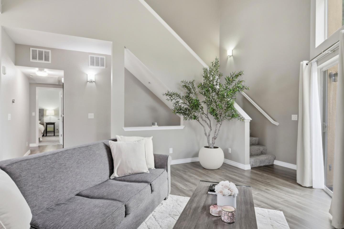 Photo #7: ML82043903 Listing: Photo #7