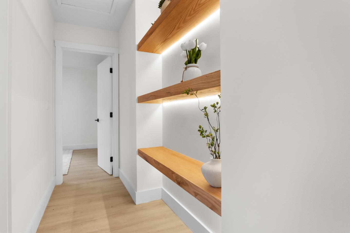 Detail Gallery Image 17 of 29 For 1520 Willowdale Dr, San Jose,  CA 95118 - 3 Beds | 2 Baths