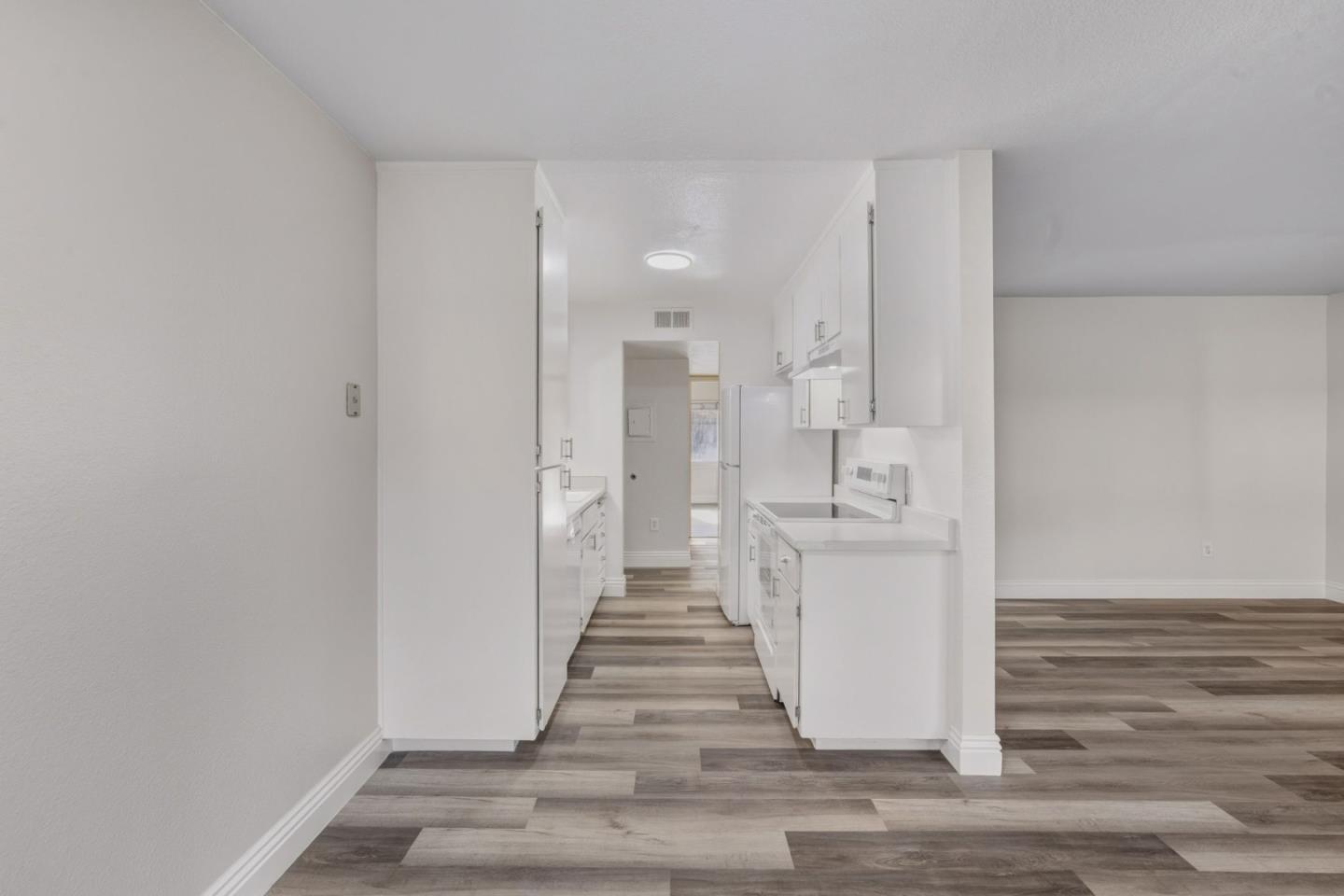 Photo #10: ML82043907 Listing: Photo #10