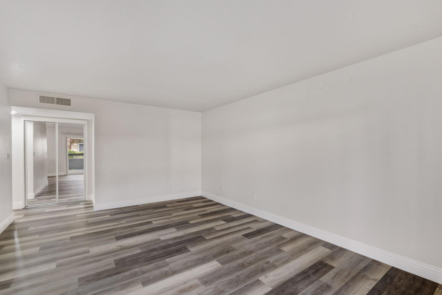 Photo #21: ML82043907 Listing: Photo #21